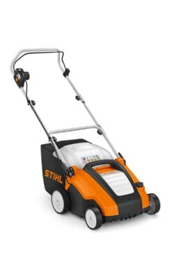 Stihl RLE 240 vertikalskjærer og mosefjerner