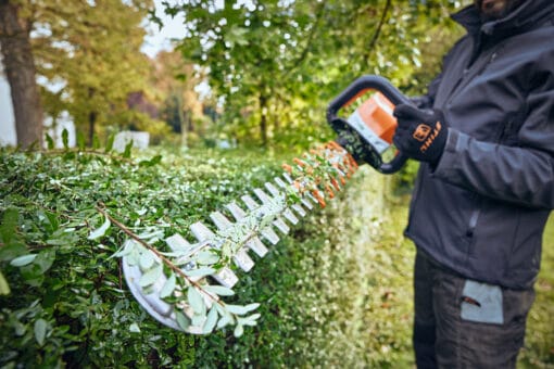Stihl HSA 100 - Batterihekksaks: Optimal for store hekker - Bilde 5