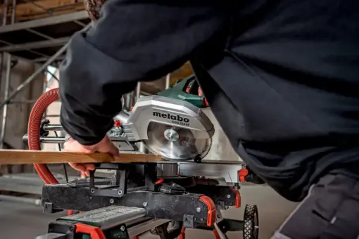 Metabo Kapp- og gjæringssag KGS 254 M - Bilde 6