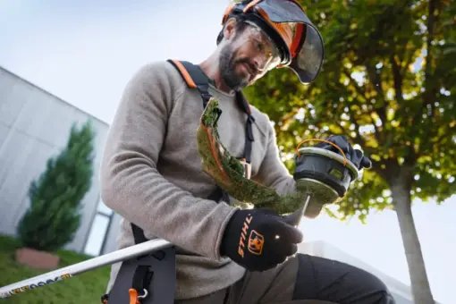 STIHL FSA 120 - Effektiv og fleksibel batteri ryddesag for allsidige klippeoppgaver - Bilde 6