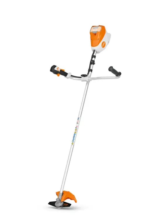 STIHL FSA 120 - Effektiv og fleksibel batteri ryddesag for allsidige klippeoppgaver