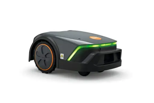 STIHL IMOW® 4 EVO: SMART KLIPPING FOR SMÅ TIL MELLOMSTORE HAGER